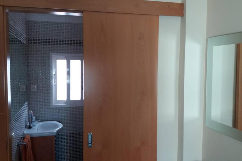 Estudio Recien Reformado Muy Cerca Del Mar Playa de Gandia Экстерьер фото